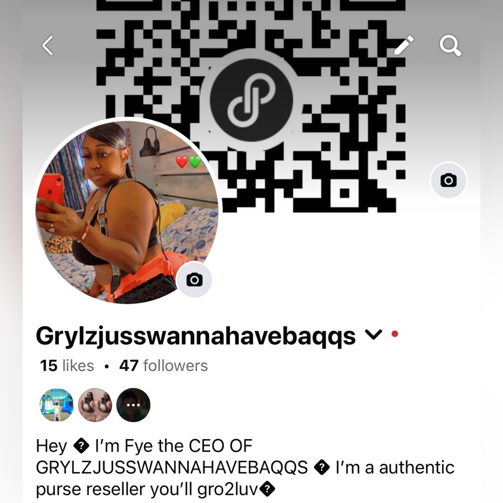 Follow me on face📕 !Meet ur Posher Fye22 in my live shows 🍍🍇🫐like to be notified